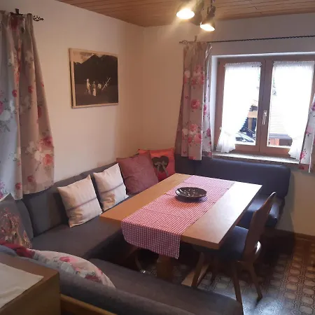 Ferienwohnung Elisabeth Апартаменты *